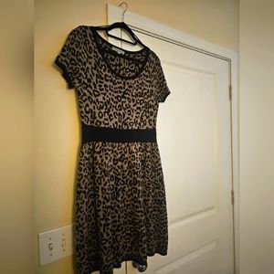 Danny & Nicole Sweater Dress - Size XL For Sale
